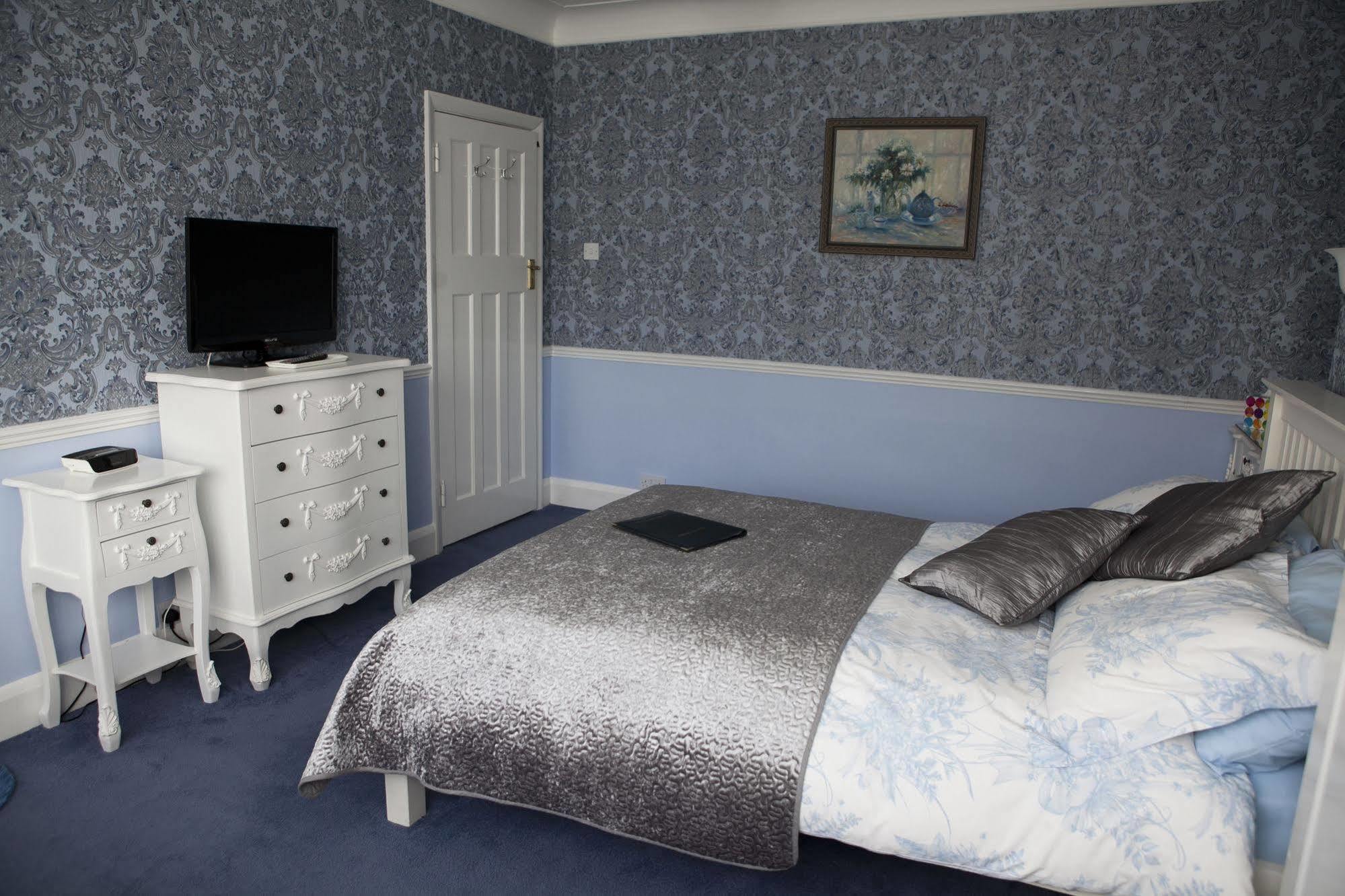 Bay Tree House Bed & Breakfast Барнет Экстерьер фото