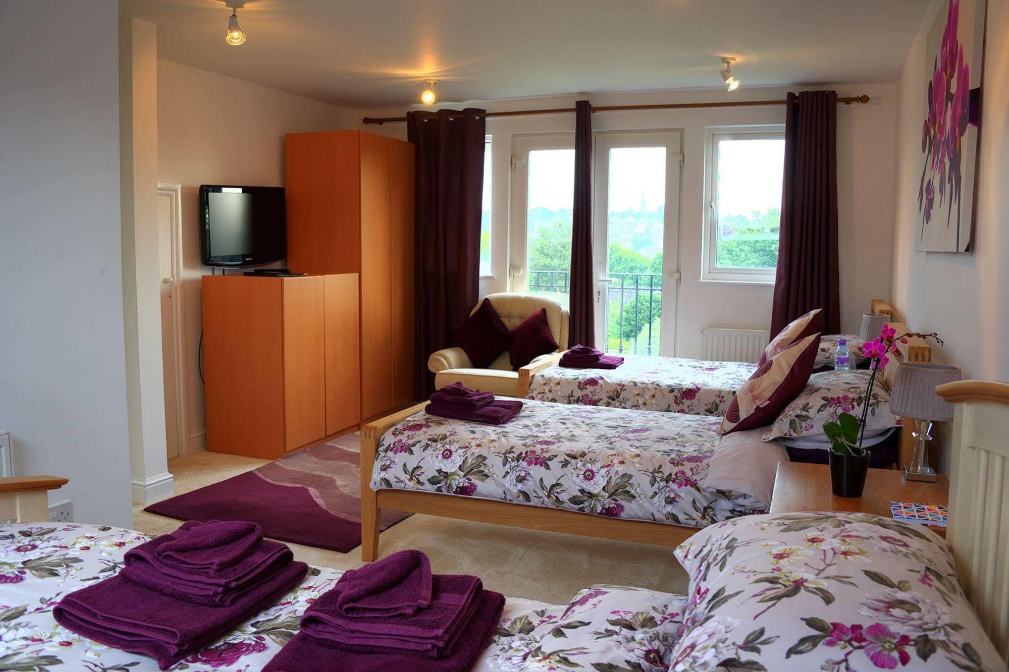 Bay Tree House Bed & Breakfast Барнет Экстерьер фото