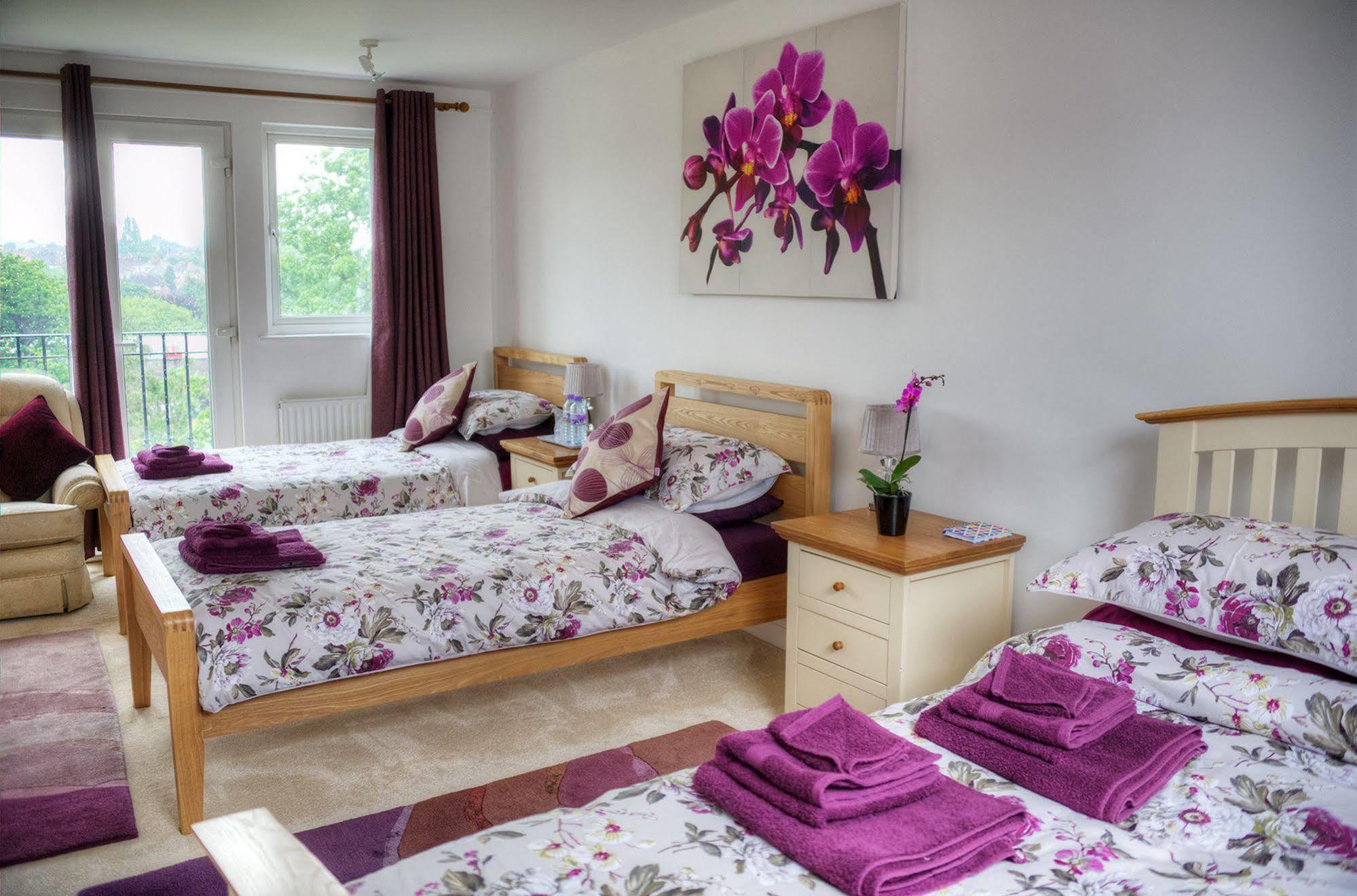 Bay Tree House Bed & Breakfast Барнет Экстерьер фото