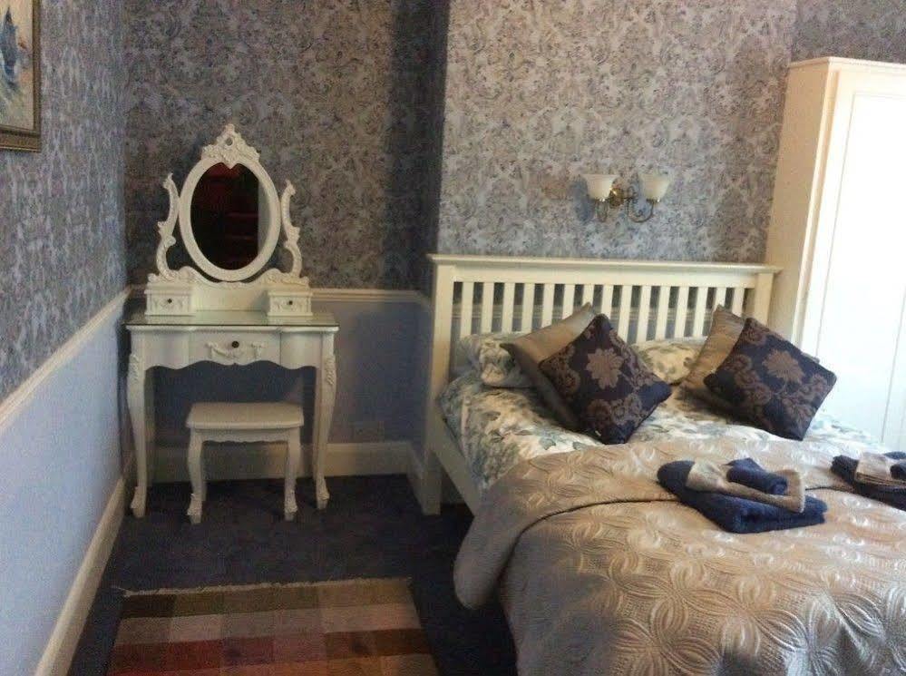Bay Tree House Bed & Breakfast Барнет Экстерьер фото