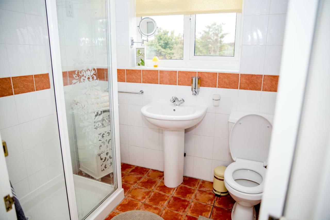 Bay Tree House Bed & Breakfast Барнет Экстерьер фото