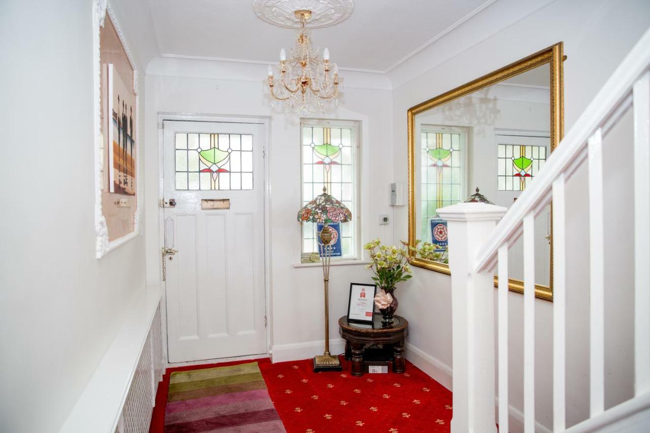 Bay Tree House Bed & Breakfast Барнет Экстерьер фото